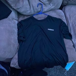 Adidas tee